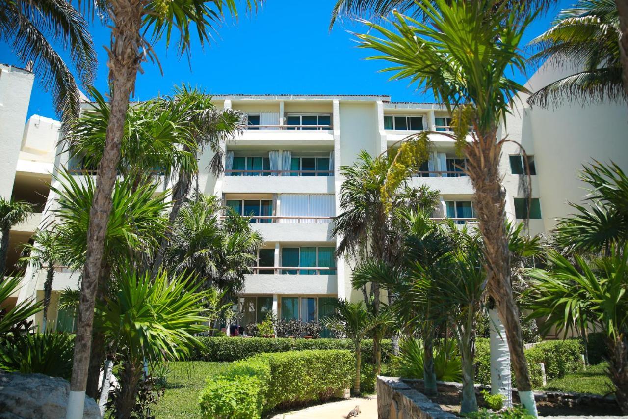 Solymar Beach Condos Cancún Esterno foto