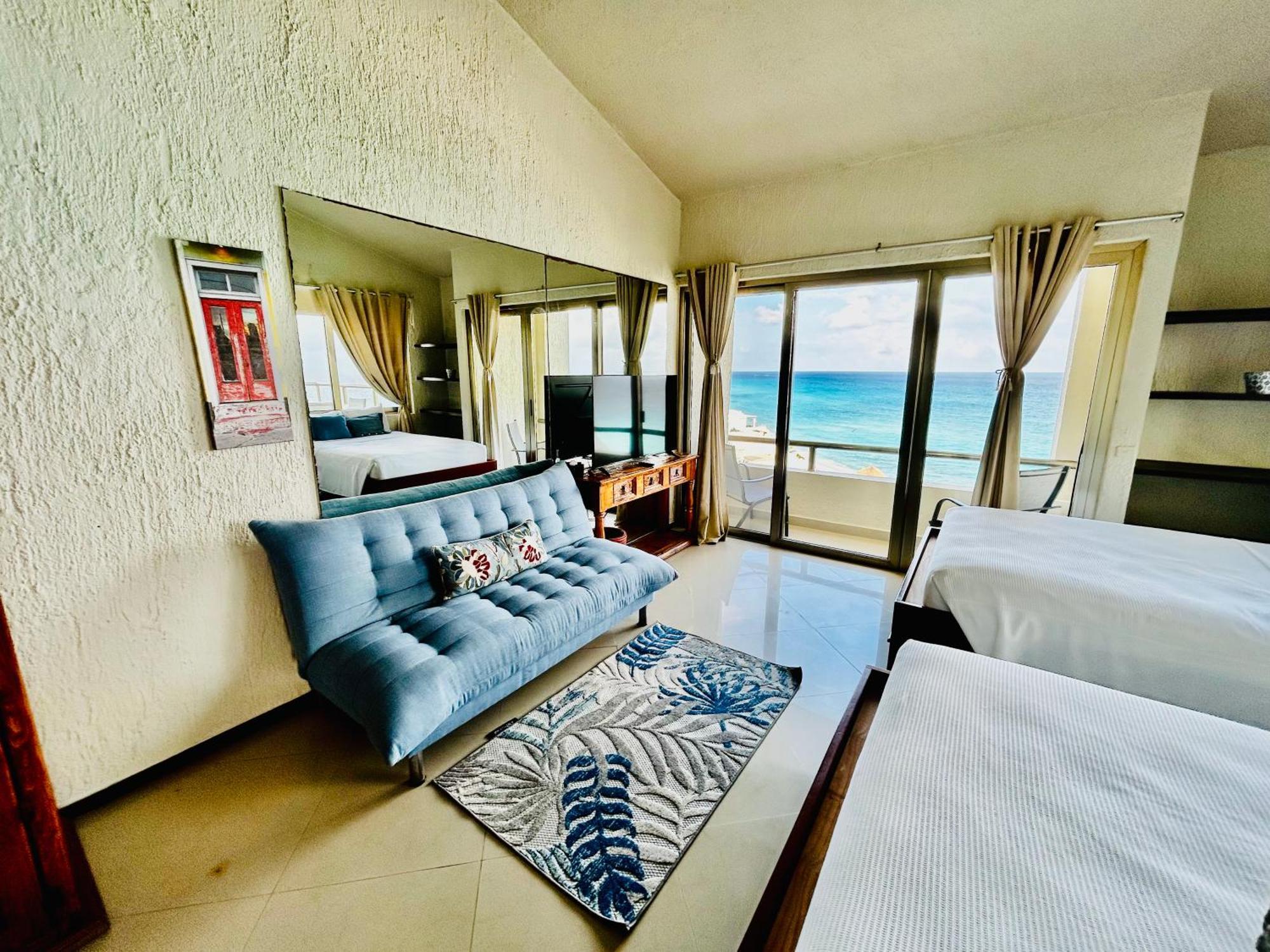 Solymar Beach Condos Cancún Esterno foto